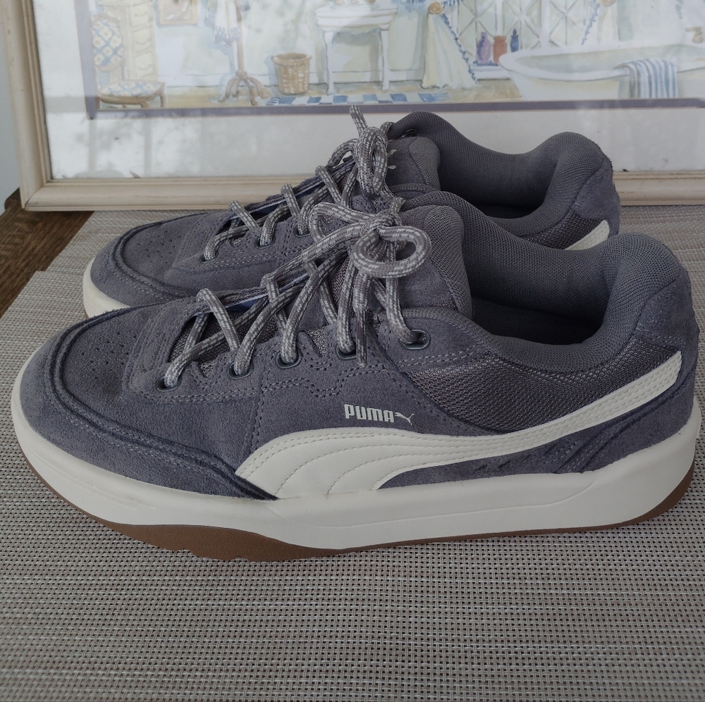 Puma "Park Lifestyle SK8" Grey Suede/White/Gum Skate/Casual Shoes. Size 9.